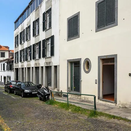 Quebra Costas I By An Island فونشال