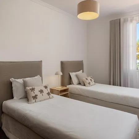 Quebra Costas I By An Island فونشال