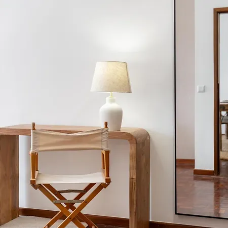 Quebra Costas I By An Island Apartment