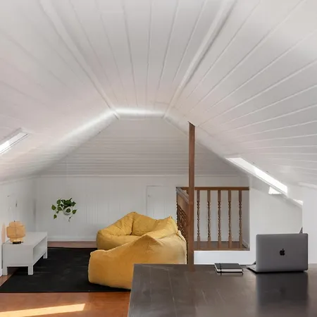 Apartment Quebra Costas I By An Island *