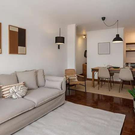 Quebra Costas I By An Island Апартаменты